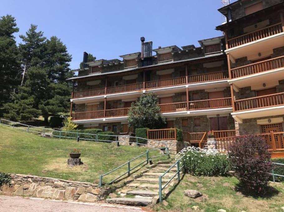Apartamento Cerca Pista De Esqui La Molina Con Piscina Y Jardin Exterior photo