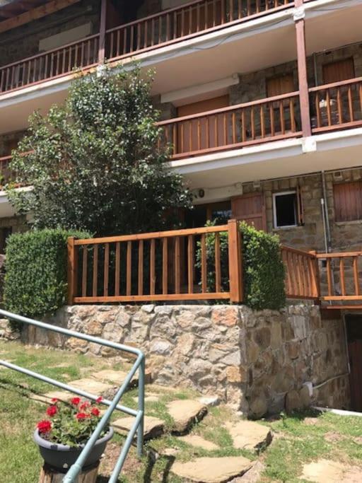 Apartamento Cerca Pista De Esqui La Molina Con Piscina Y Jardin Exterior photo